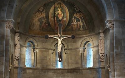Ábside de una iglesia de Segovia en New York